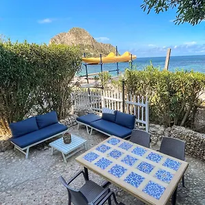 Dimore Di Mare - Beachfront Santa Flavia