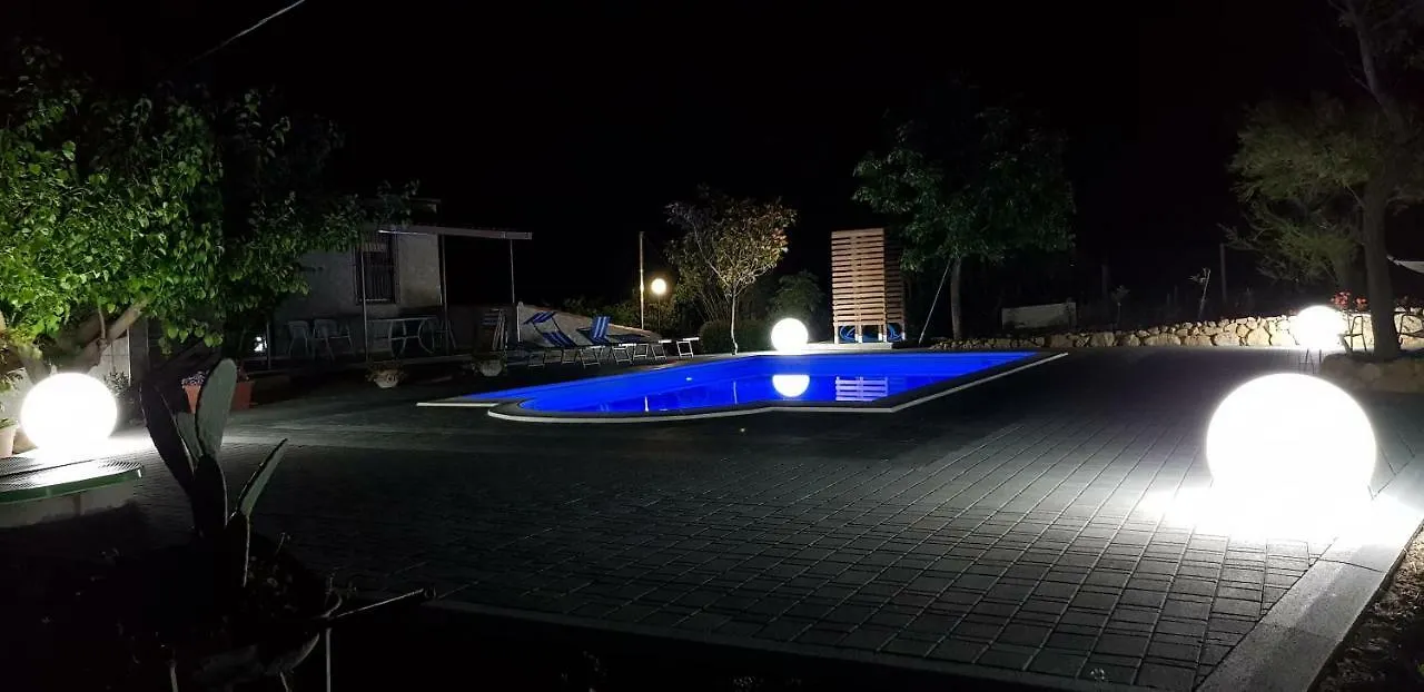 Villa Bed House Floristella Valguarnera Caropepe